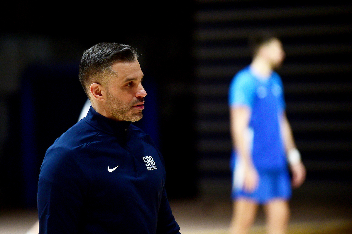 (VIDEO) Okupili se košarkaši Srbije, Jokić ih dočekao